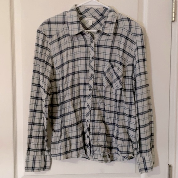 Plaid button down top - Picture 1 of 1